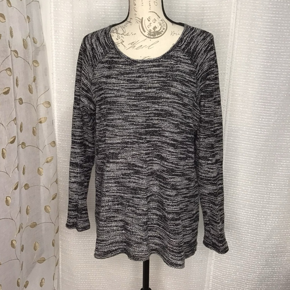 Old Navy Pull Over Sweater Medium